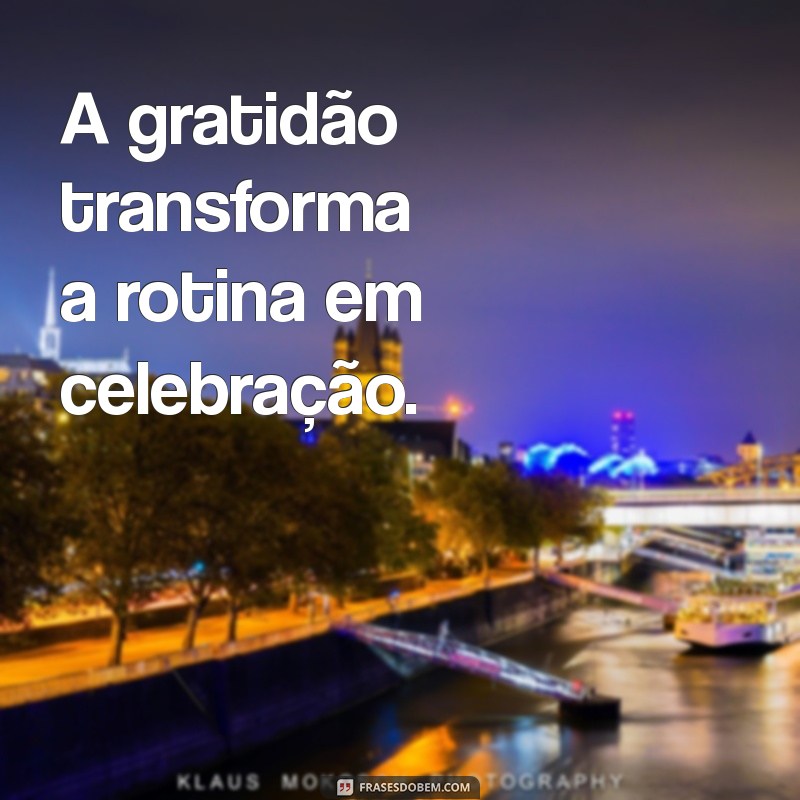 Frases Proféticas Curtas: Inspirações Poderosas para Transformar sua Vida 