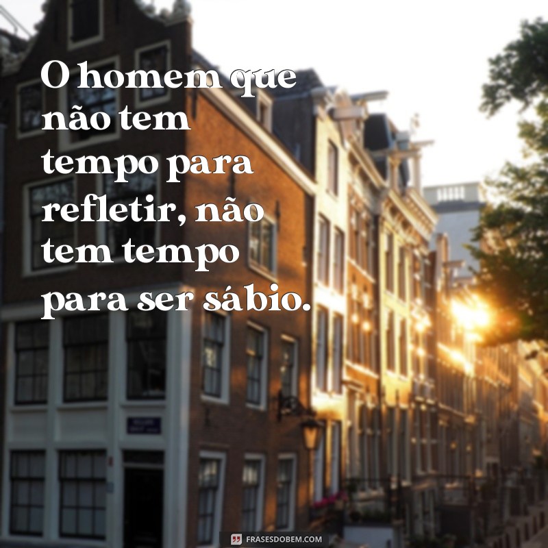 Descubra as melhores frases de Demócrito para inspirar sua vida 