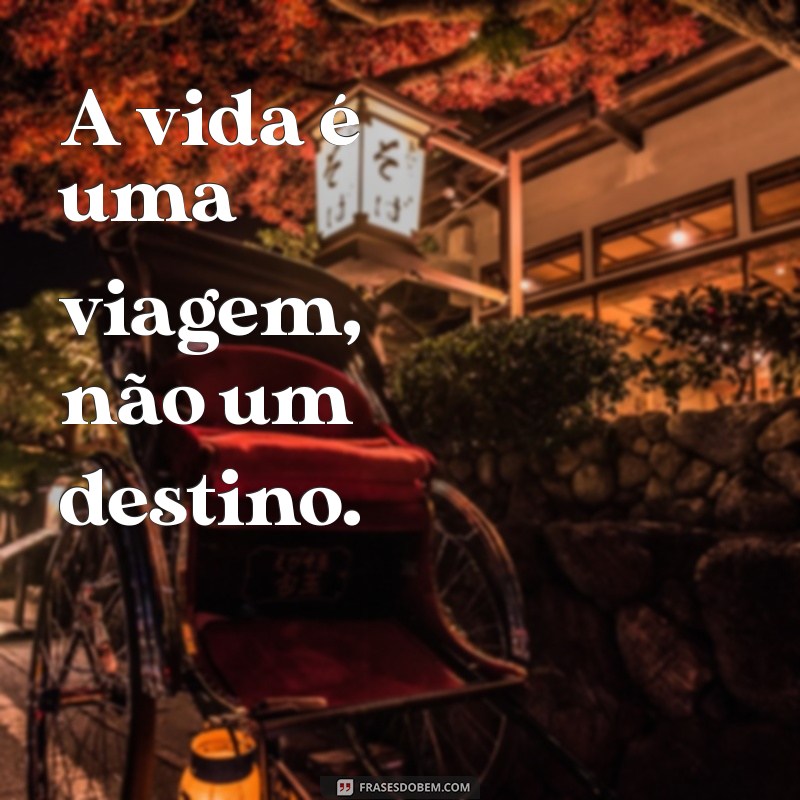 100 Frases de Status Inspiradoras para Compartilhar em Suas Redes Sociais 