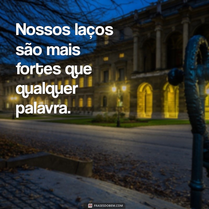 As Melhores Frases de Casal para Legendar Suas Fotos Românticas 