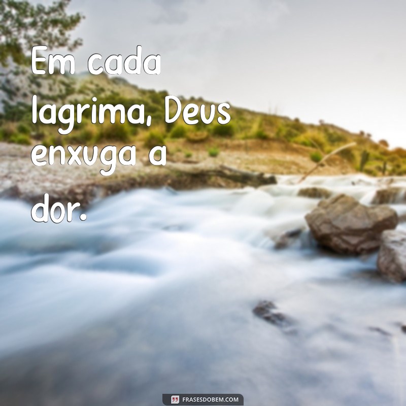 Frases Curtas sobre Deus: Inspiração e Reflexão em Poucas Palavras 