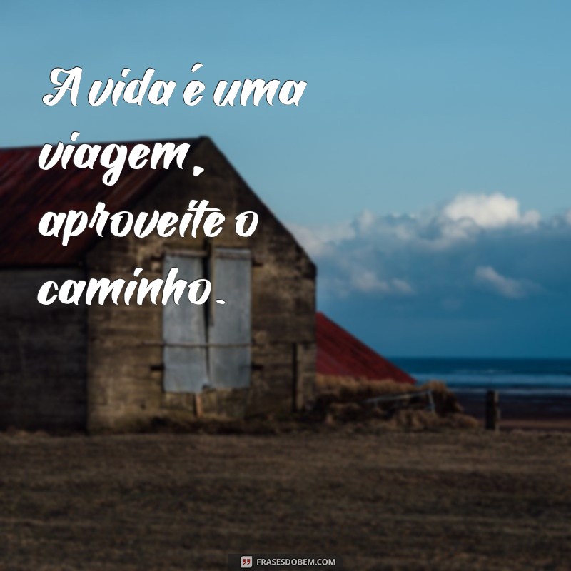 As Melhores Frases para Tatuagens no Peito: Inspire-se e Escolha a Sua! 