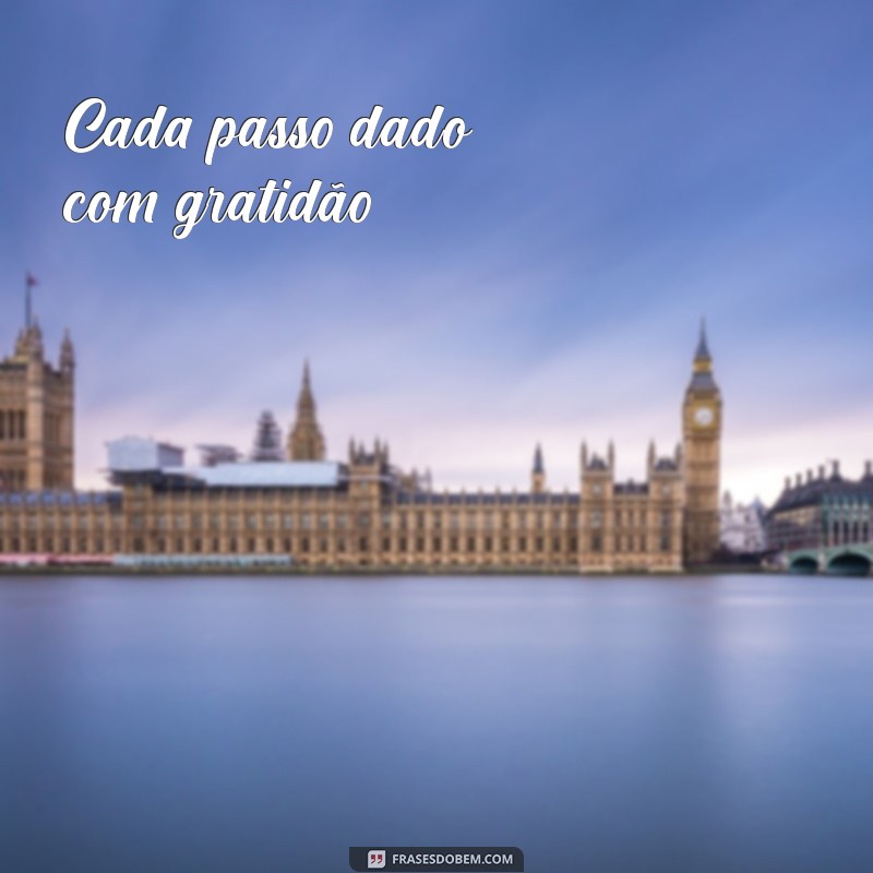 Poemas de Felicidade: Inspirações para Celebrar os Momentos Alegres 