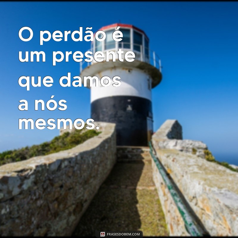 As Melhores Frases de Rosa de Saron para Inspirar sua Alma 