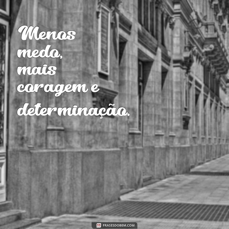 Como Elaborar um Trabalho Final de Faculdade de Sucesso: Dicas e Exemplos 