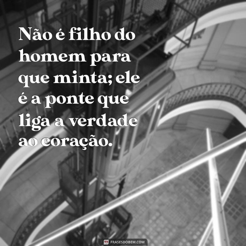 Entenda o Significado de Ele Não é Filho do Homem para que Minta e Sua Relevância 