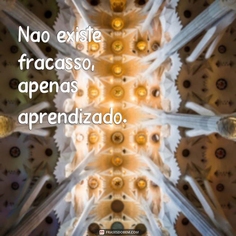 Descubra as melhores frases de Clovis de Barros Filho e inspire-se para uma vida mais plena 