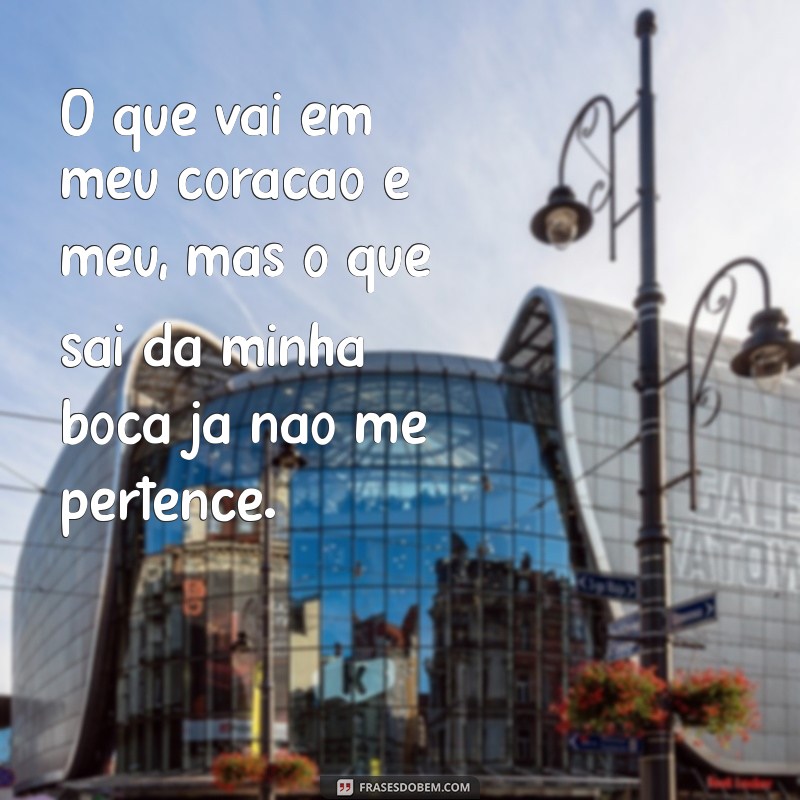 As Melhores Frases Indiretas para Status que Vão Deixar Todos Pensando 