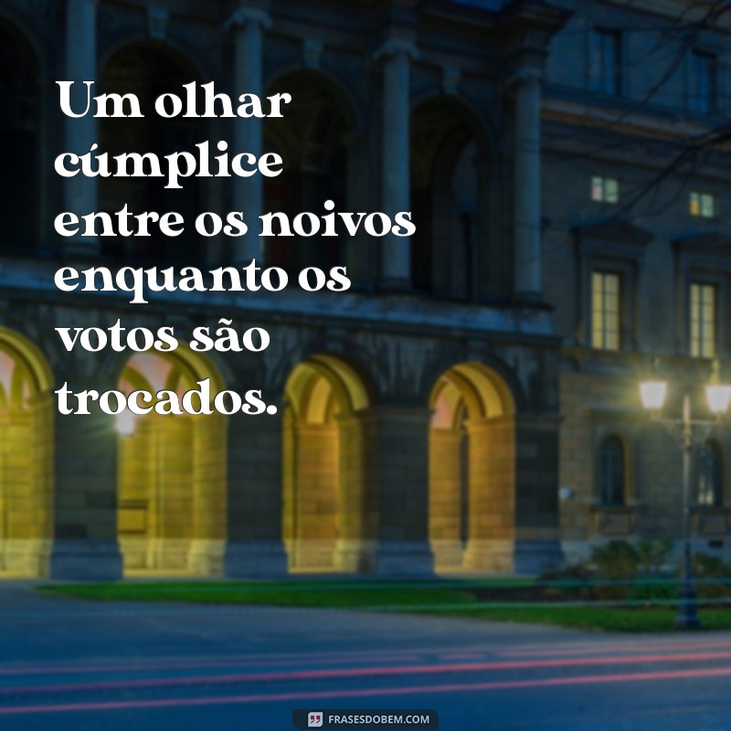 cenas de casamento Um olhar cúmplice entre os noivos enquanto os votos são trocados.