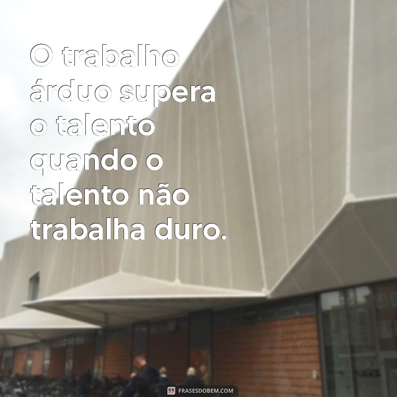 Melhore Seu Desempenho: 50 Frases Inspiradoras para Aumentar a Produtividade 