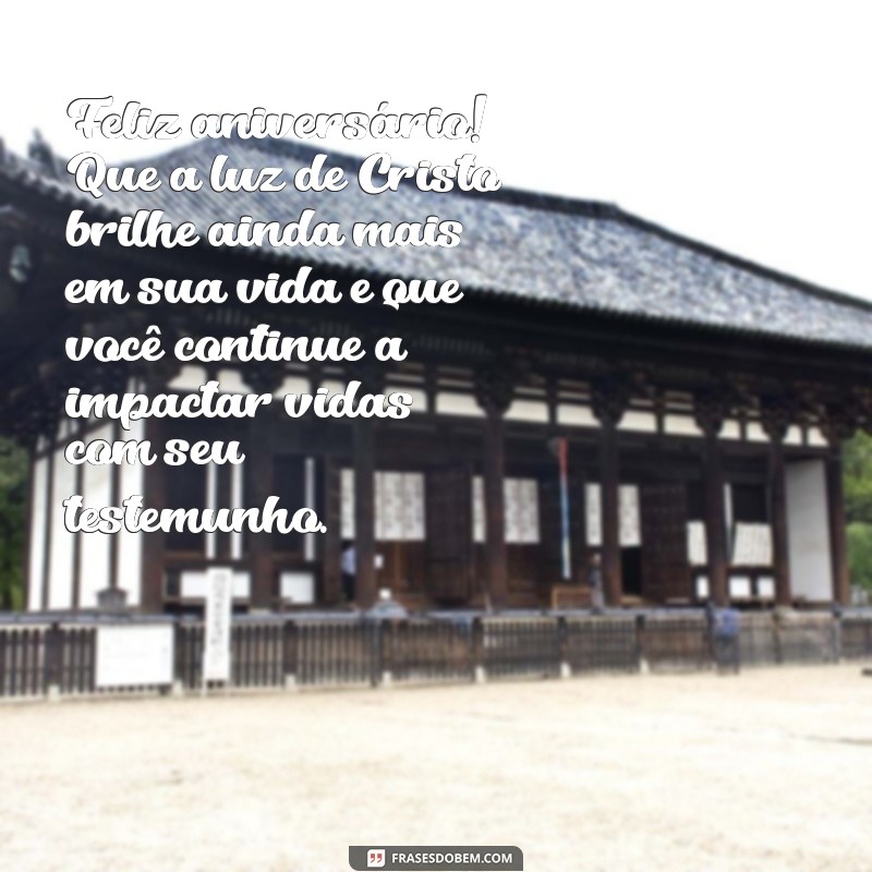 Mensagens Inspiradoras para Aniversário de Pastor: Celebre com Fé e Gratidão 