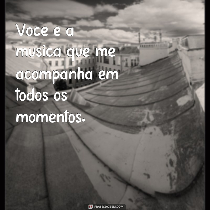 Encante seu amor com as melhores frases de músicas para namorado 