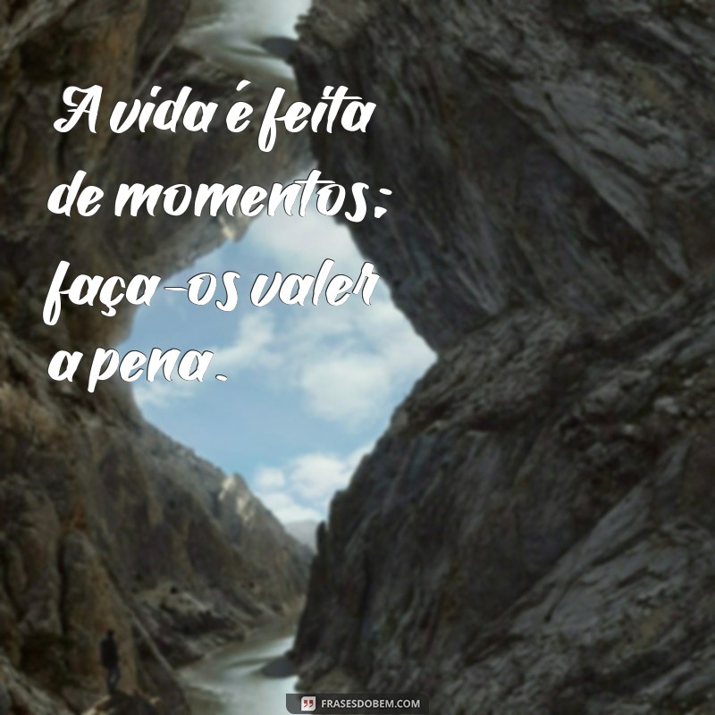 As Melhores Novas Frases para Status: Inspire-se e Renove Seu Perfil! 