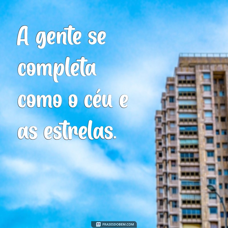 As Melhores Frases para Legendar Fotos de Casal e Celebrar o Amor 