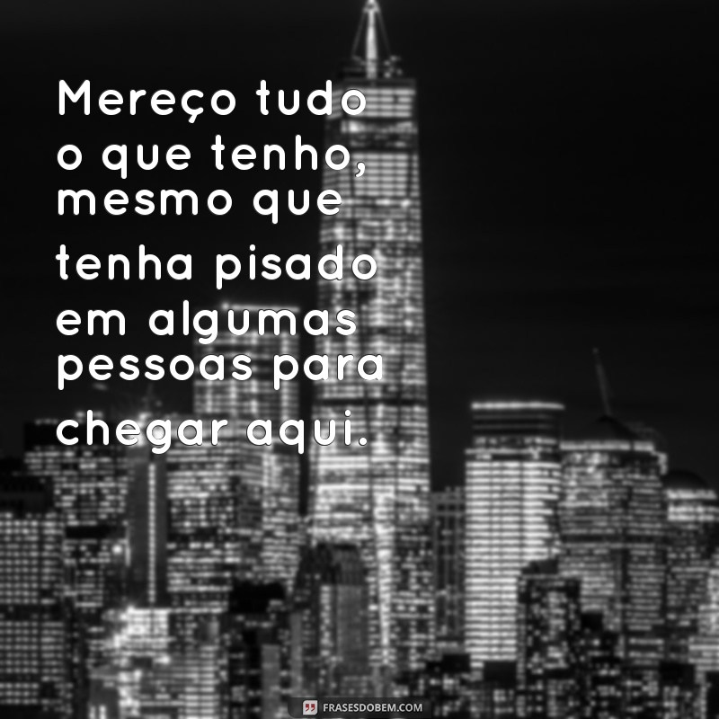 Descubra as melhores frases de hipocrisia e falsidade para refletir sobre a verdadeira essência humana 