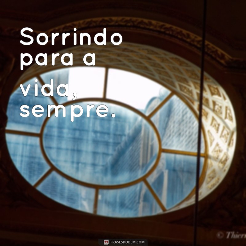 Frases Poderosas para Fotos Sozinha: Inspire-se com Estilo Maloka 