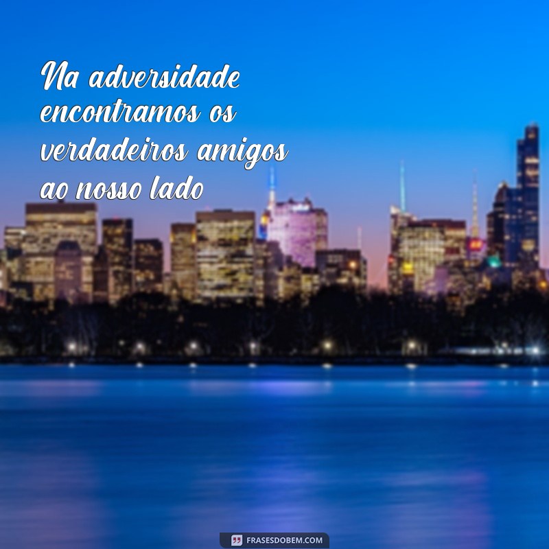 Proverbio 17:17: O Valor da Amizade Verdadeira na Sabedoria Bíblica 