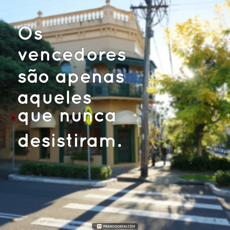 Frases Inspiradoras sobre Trabalho Duro para Motivar sua Jornada Profissional 