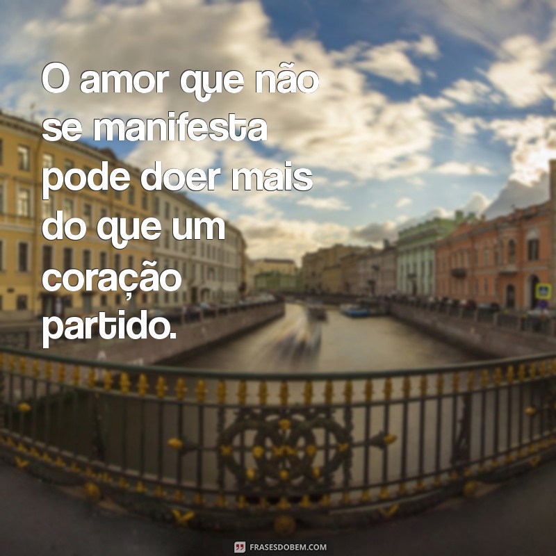 Frases Tristes de Amor para Status: Reflexões que Tocam o Coração 