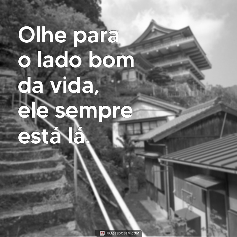 Legendas de Positividade: Inspire-se com Frases Motivacionais para Redes Sociais 