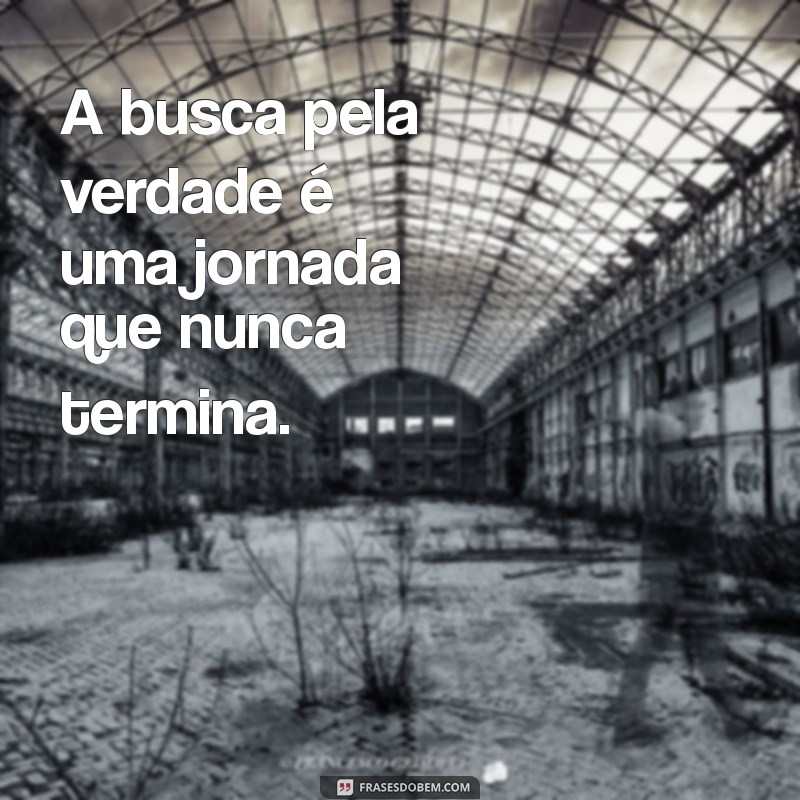 Descubra os Principais Pensamentos de Simone de Beauvoir e Sua Influência no Feminismo 