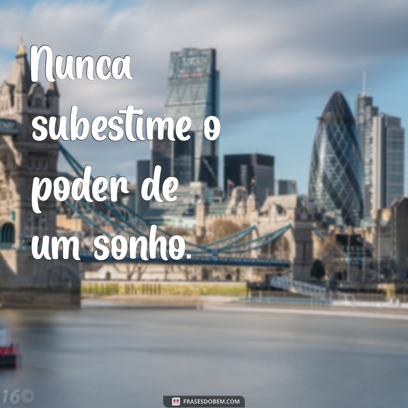 Descubra a Primeira Música de Eminem: A Origem do Rapper que Mudou o Mundo da Música 