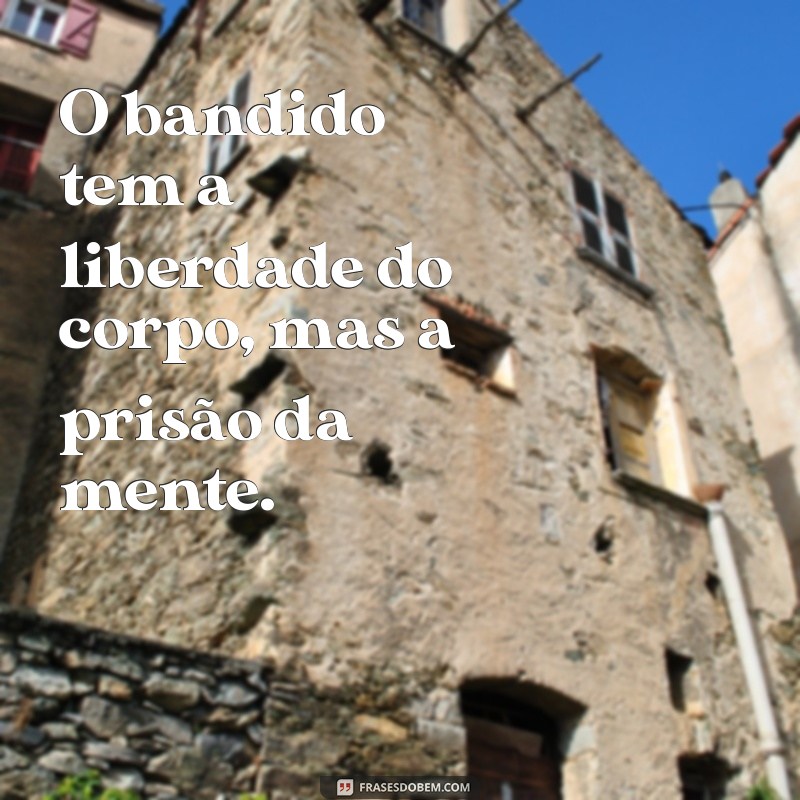 Entendendo o Fenômeno dos Bandidos: Causas, Consequências e Soluções 