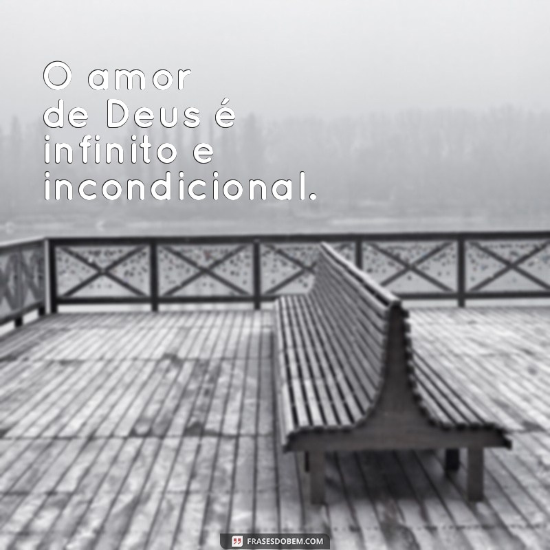 Frases Curtas sobre Deus: Inspiração e Reflexão em Poucas Palavras 