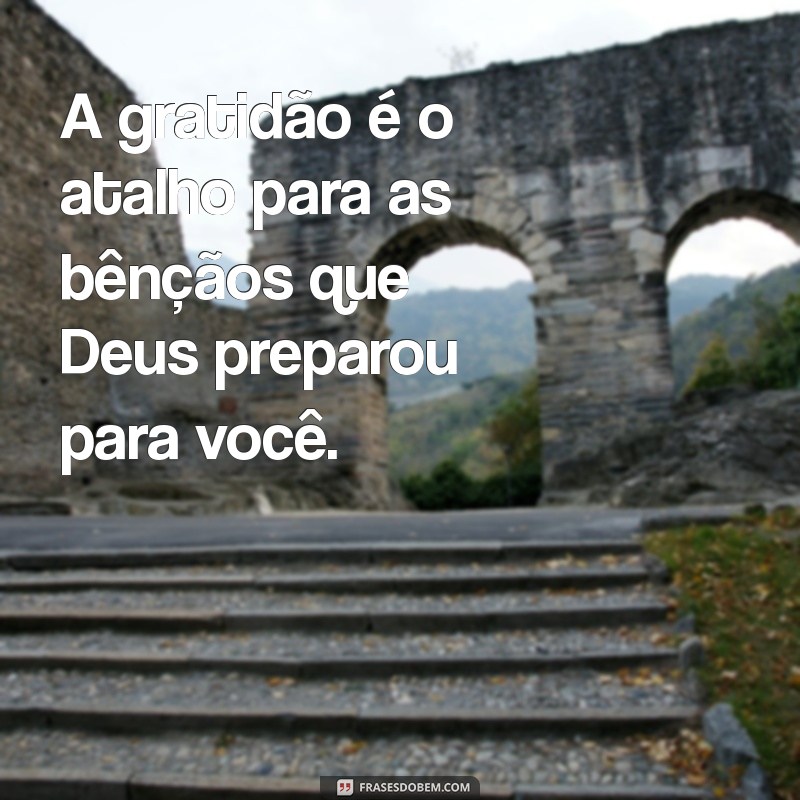 Frases Evangélicas Inspiradoras: Mensagens Motivacionais de Deus para o Seu Dia 