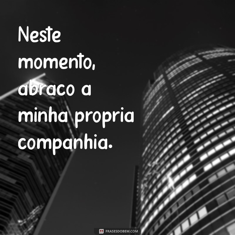 Frases Inspiradoras para Status: Celebre Seu Amor-Próprio e Autoconfiança 