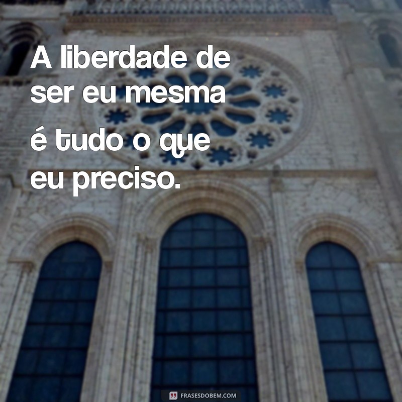 Legendas Indiretas para Fotos Sozinha: Inspire-se com Frases Criativas 