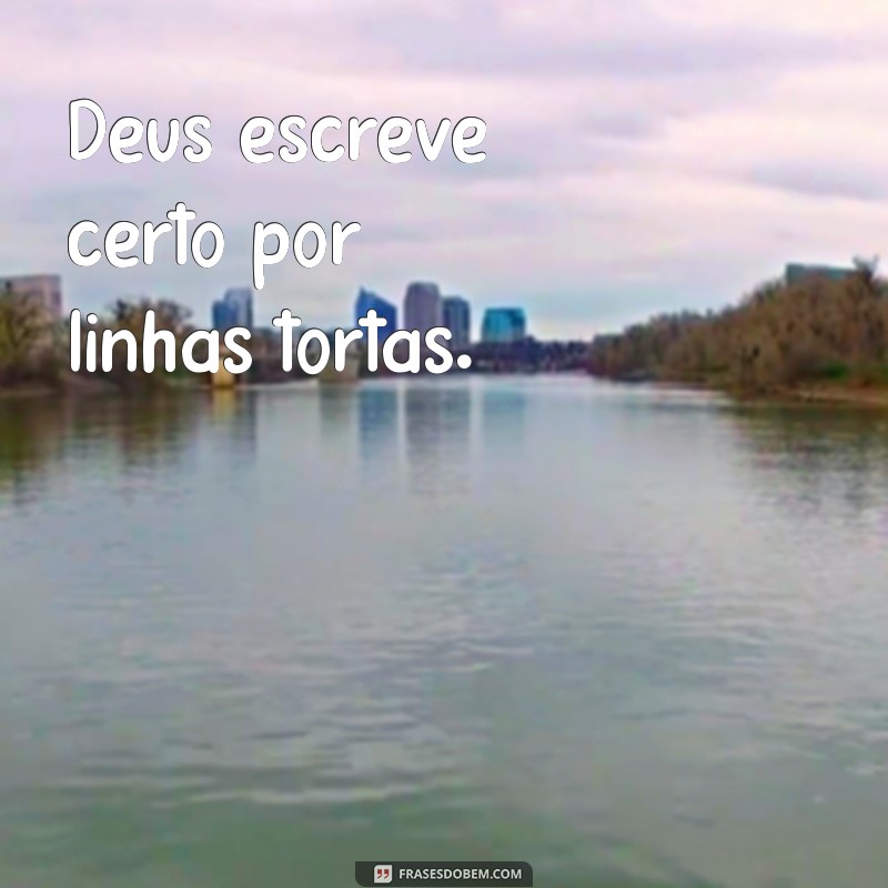 Frases Curtas de Deus para Inspirar suas Fotos 