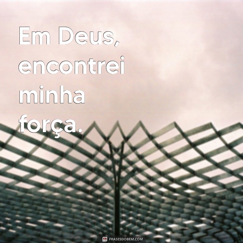 Frases Curtas de Deus para Inspirar suas Fotos 