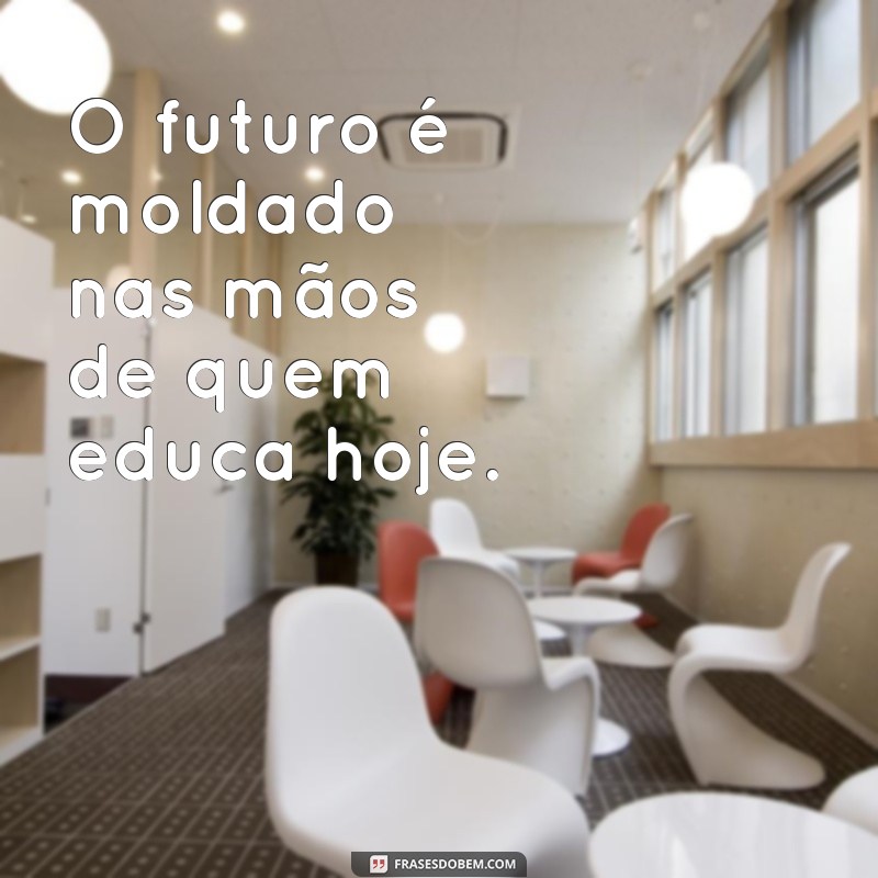 Educador Social: O Papel Transformador na Comunidade e no Desenvolvimento Humano 