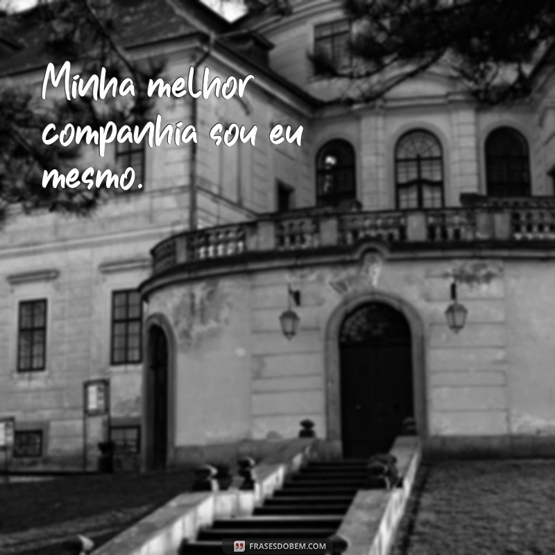 Descubra as melhores frases para legendar suas fotos masculinas solitárias 