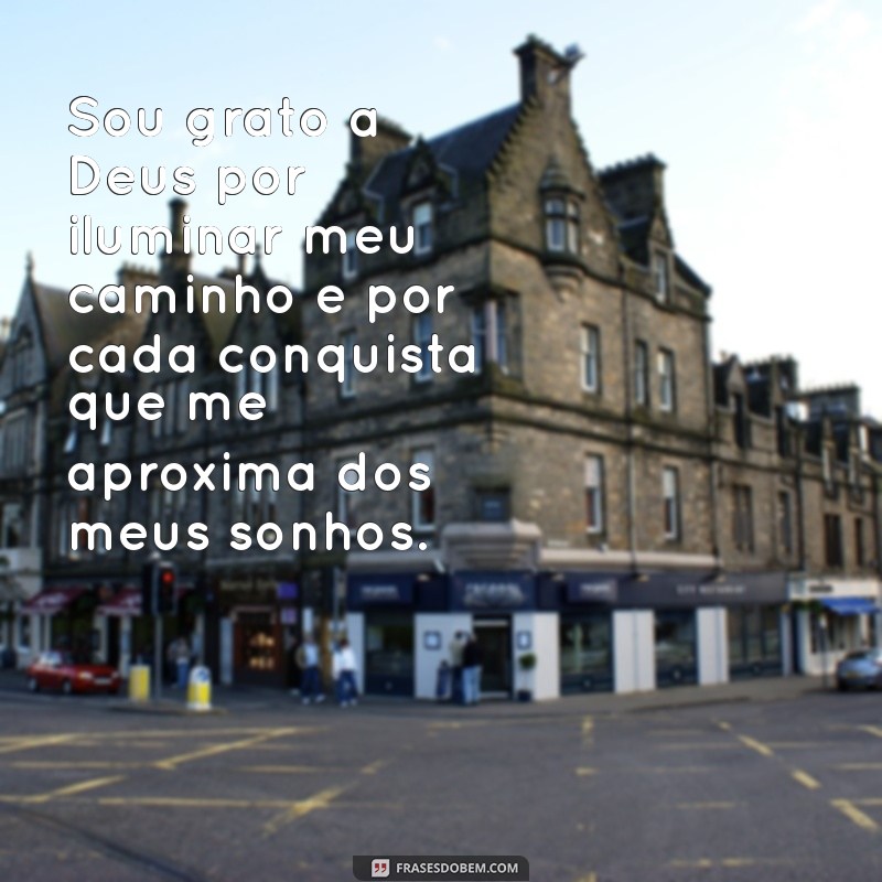 Mensagem de Gratidão a Deus: Celebre Suas Conquistas com Fé e Esperança 