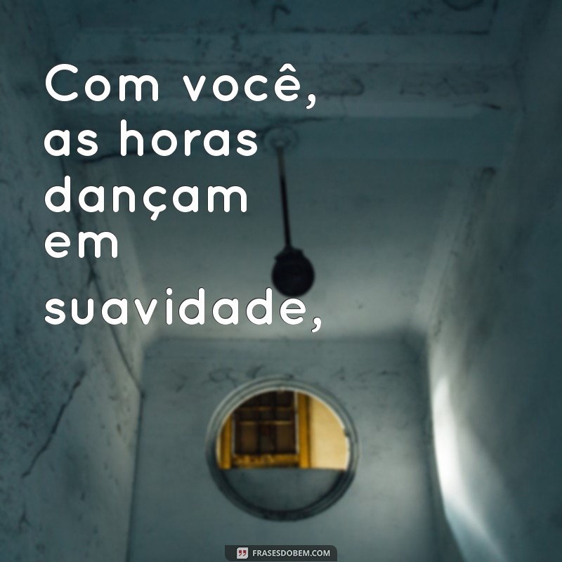 Descubra o Encanto de um Lindo Poema de Amor para Inspirar Seu Coração 