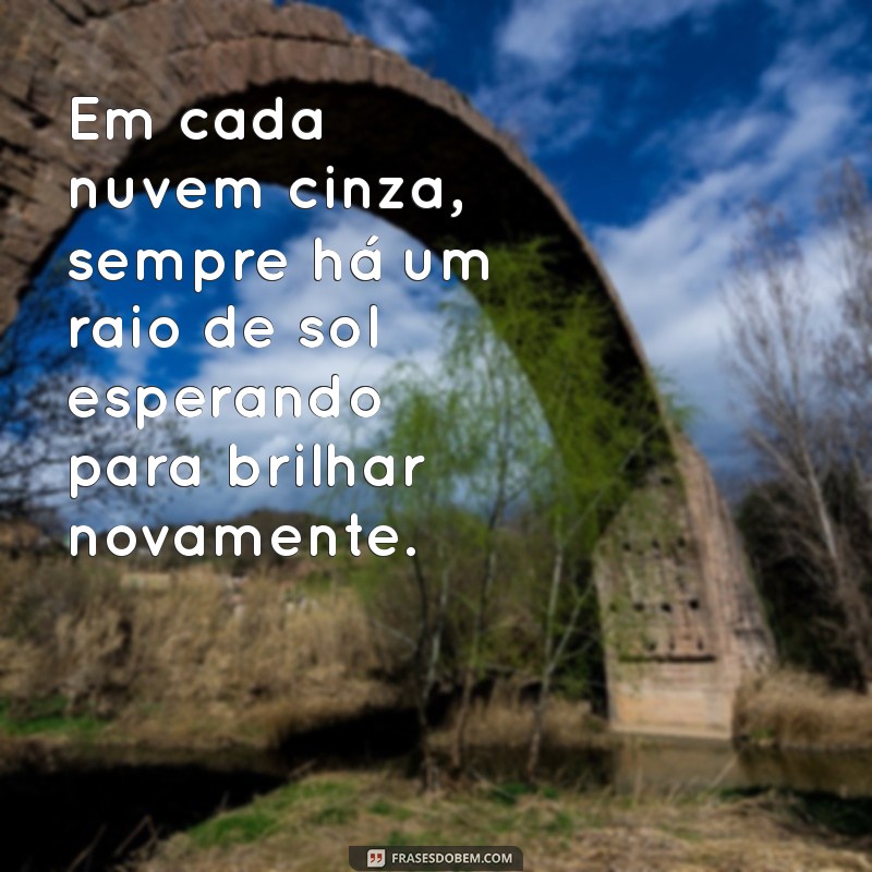 Frases Para Animar Sua Namorada Triste: Palavras Que Acalentam o Coração 