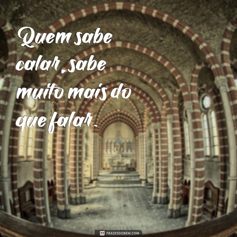 Descubra as melhores frases para legendar suas fotos com indiretas perfeitas! 