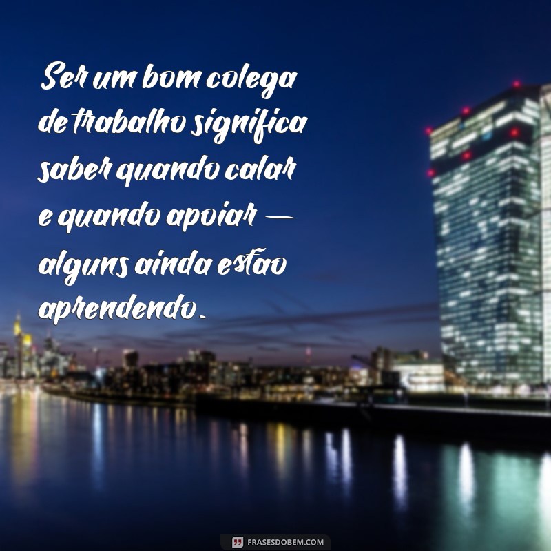 Como Identificar e Lidar com Falsidade no Trabalho: Indiretas que Revelam a Verdade 