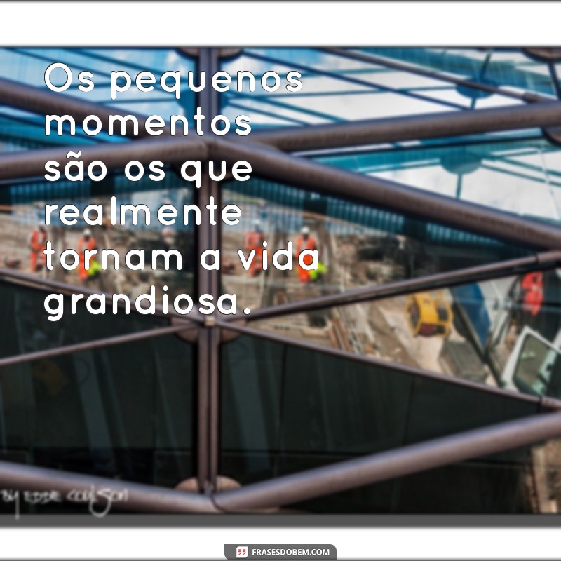 Frases Inspiradoras: Reflexões Profundas para Transformar Seu Dia 