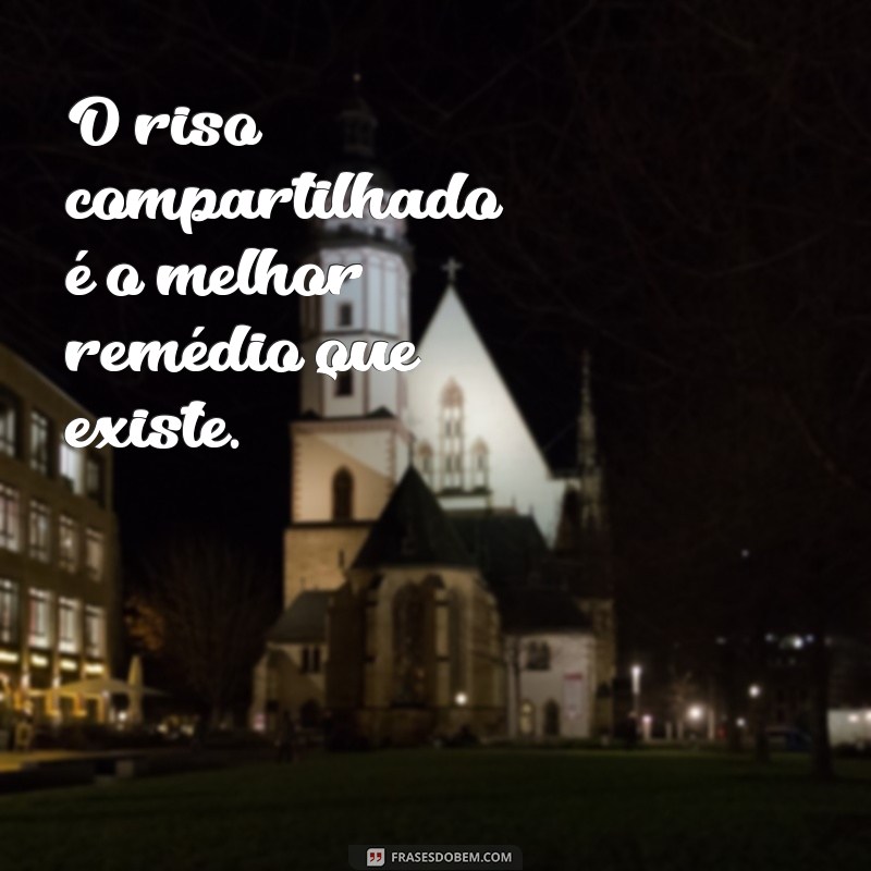 As Melhores Fotos de Amizade: Capturando Momentos Inesquecíveis com Suas Melhores Amigas 