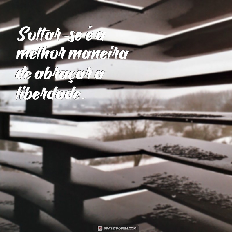 As Melhores Frases para Status de Fotos Sozinha: Inspire-se e Compartilhe 