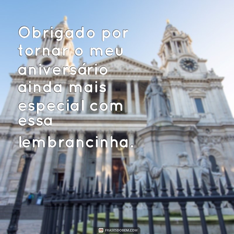 Encante seus convidados com as melhores frases de agradecimento para lembrancinhas de aniversário 