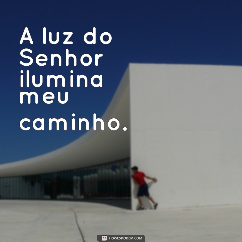 Frases Inspiradoras para Fotos Sozinha: Reflexões Evangélicas 