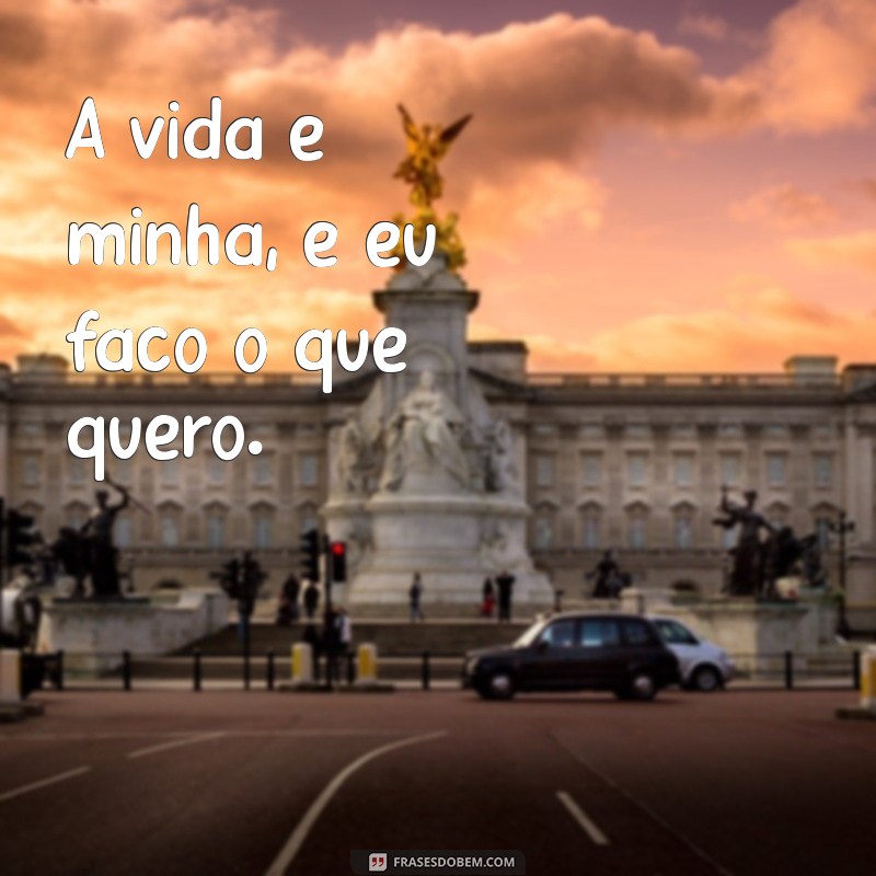 As Melhores Frases para Legendar Suas Fotos Sozinha no Instagram 