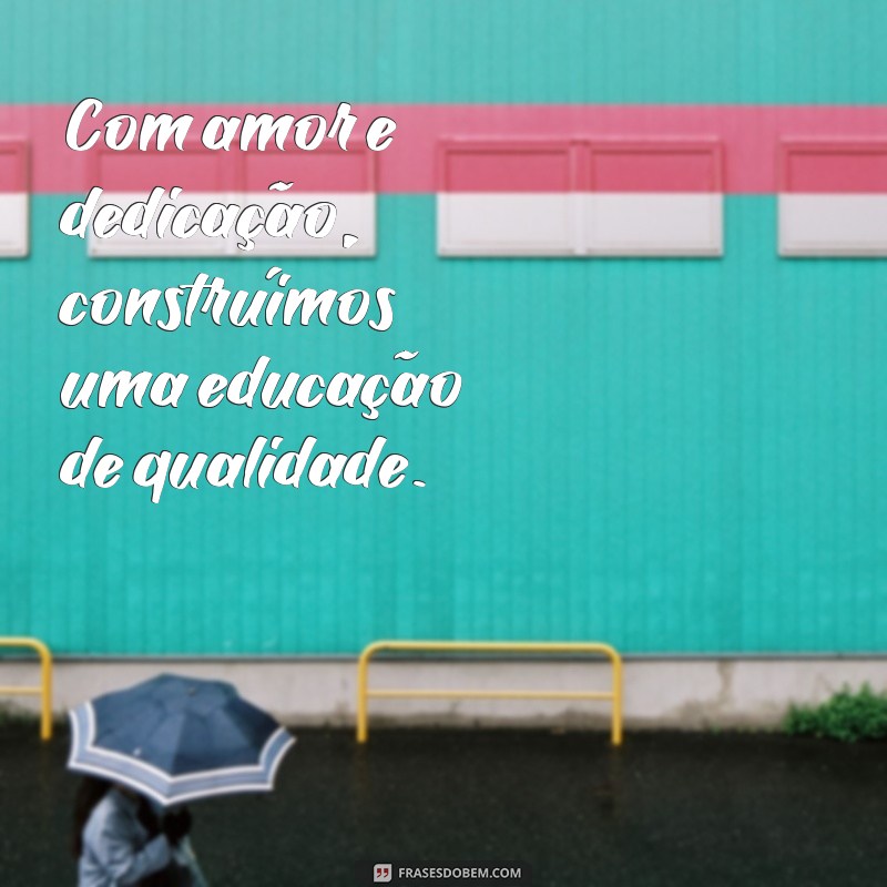 Descubra as melhores frases para personalizar seus copos de formatura em Pedagogia 