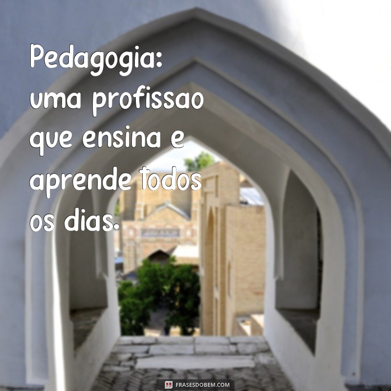 Descubra as melhores frases para personalizar seus copos de formatura em Pedagogia 