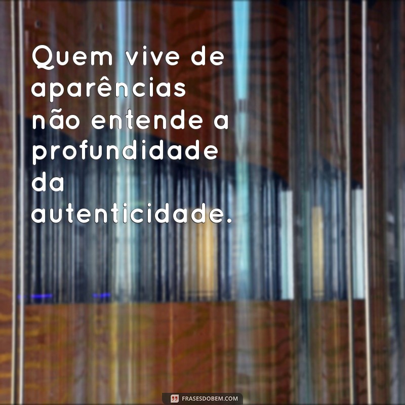 Frases Impactantes para Refletir sobre a Fofoca e a Vida Alheia 