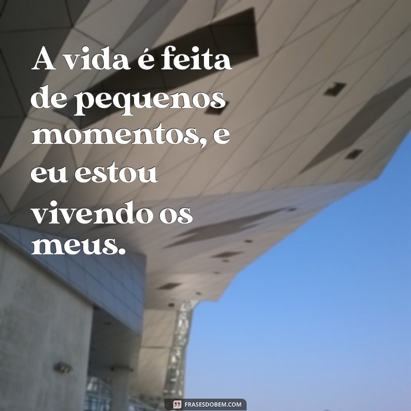 Frases Inspiradoras para Acompanhar Suas Fotos Sozinha: Capture Momentos com Estilo 